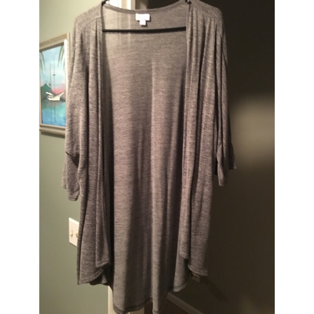 Lularoe sweater size Medium